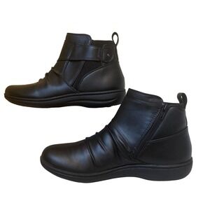 Clarks Laurieann Park Black Leather Ruched Ankle Boots Womens 11 M 26160467